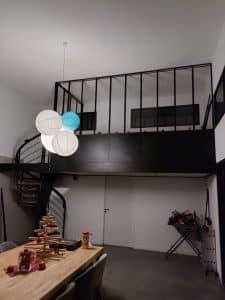 mezzanine et escalier